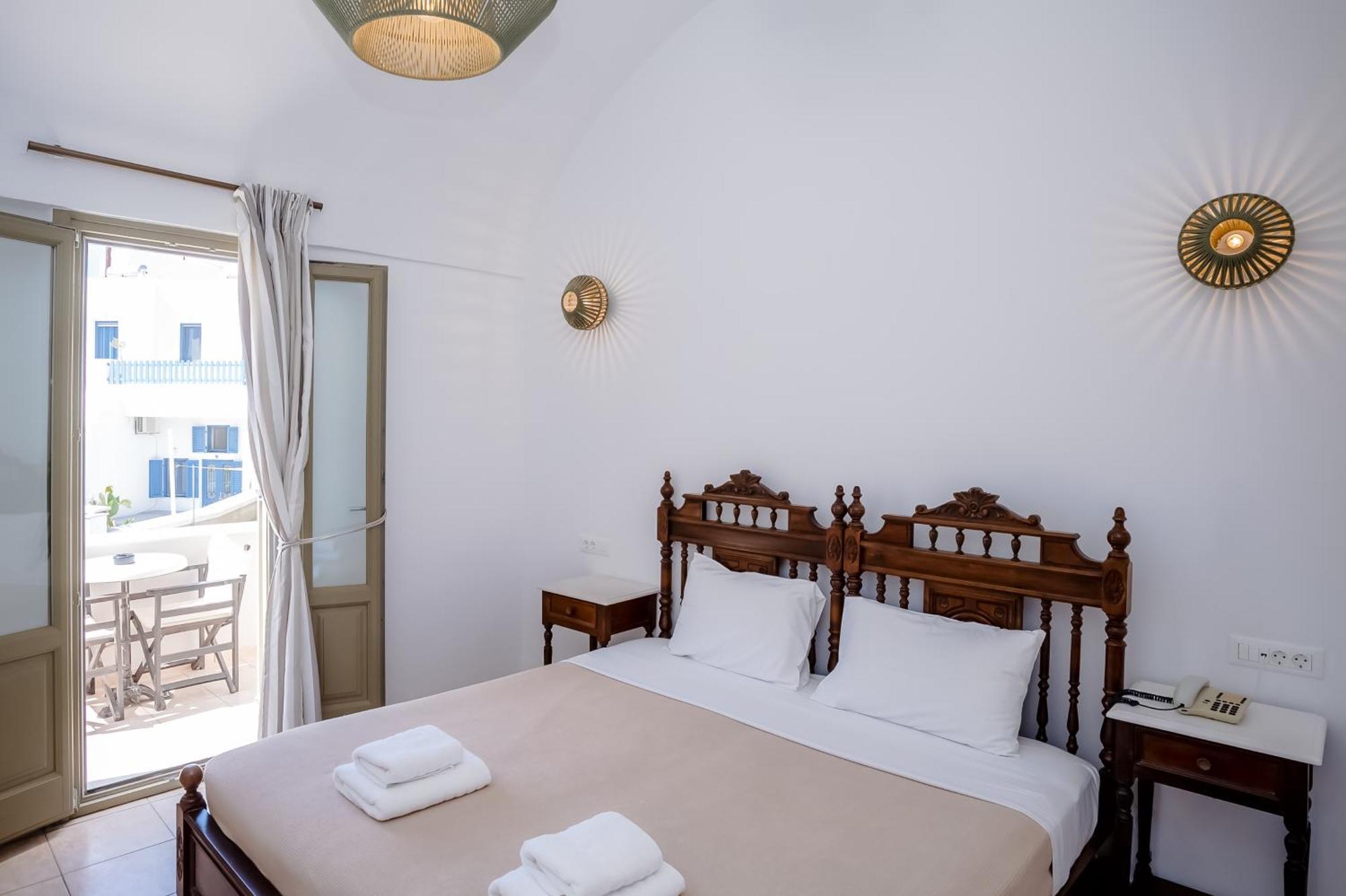 Aldea Otel Karterados (Santorini)